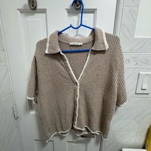 Abercrombie & Fitch Taupe Short Sleeve Button Up Top with White Trim